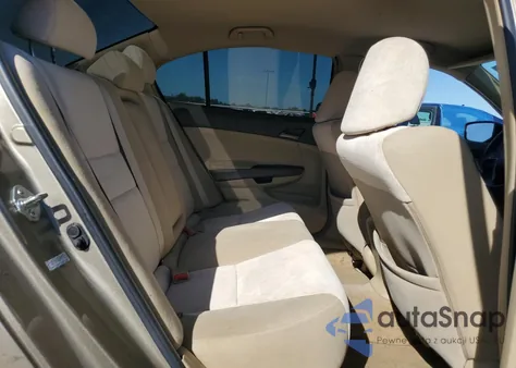 2008 Honda Accord Lx z USA, uszkodzony, nr VIN 1HGCP26398A035634